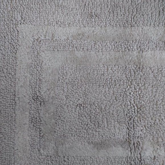 Hudson Park Bath Rug - Picture 2 of 10